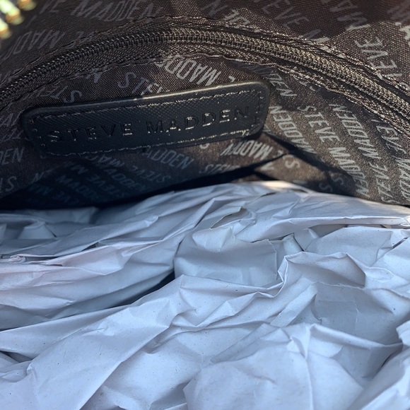 New Crossbody Bag - Picture 7 of 7